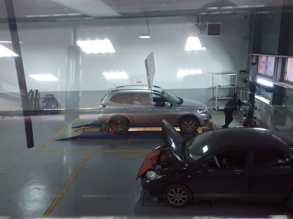 Работа кипит — Hyundai Santa Fe (2G)