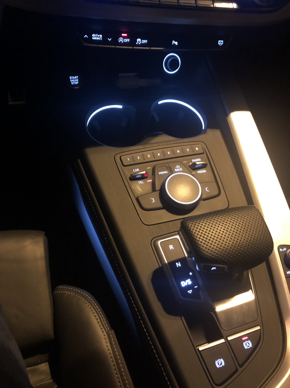 Фото в бортжурнале Audi A4 (B9)