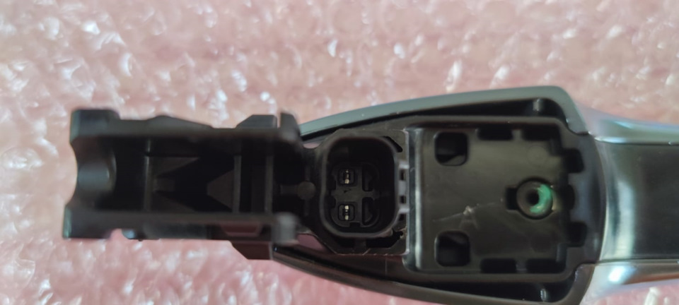 Ремонт ручек бесключевого доступа — Toyota RAV4 (5G), 2,5 л, 2020 года ...