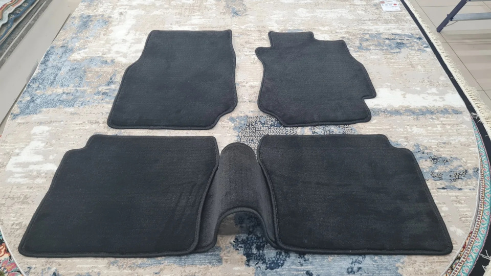 Ворсовые ковры — Toyota Chaser (100), 2,5 л, 1996 года | своими руками ...