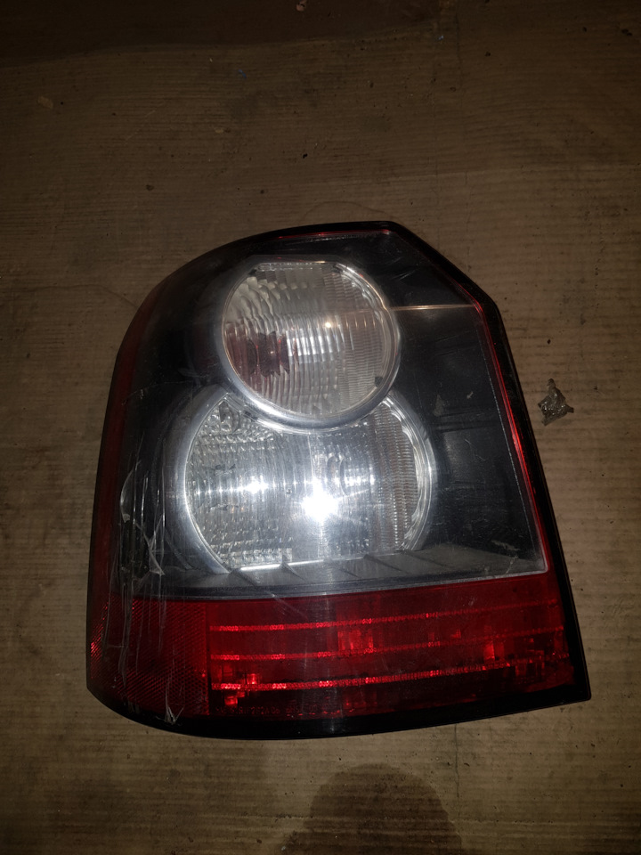 LR022053 ЗАДНИЙ ФОНАРЬ Jaguar Land Rover | Запчасти на DRIVE2
