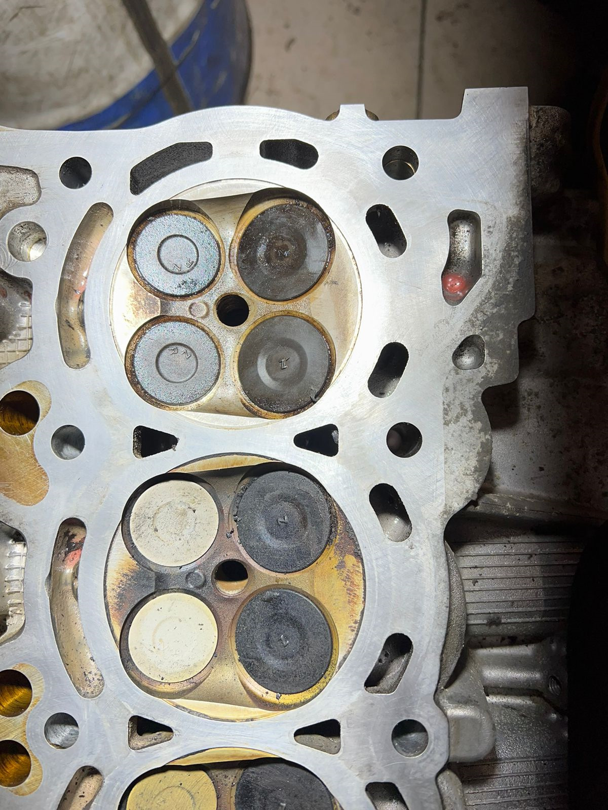 Белый дым из выхлопа. — Toyota RAV4 (IV), 2 л, 2013 года | поломка | DRIVE2