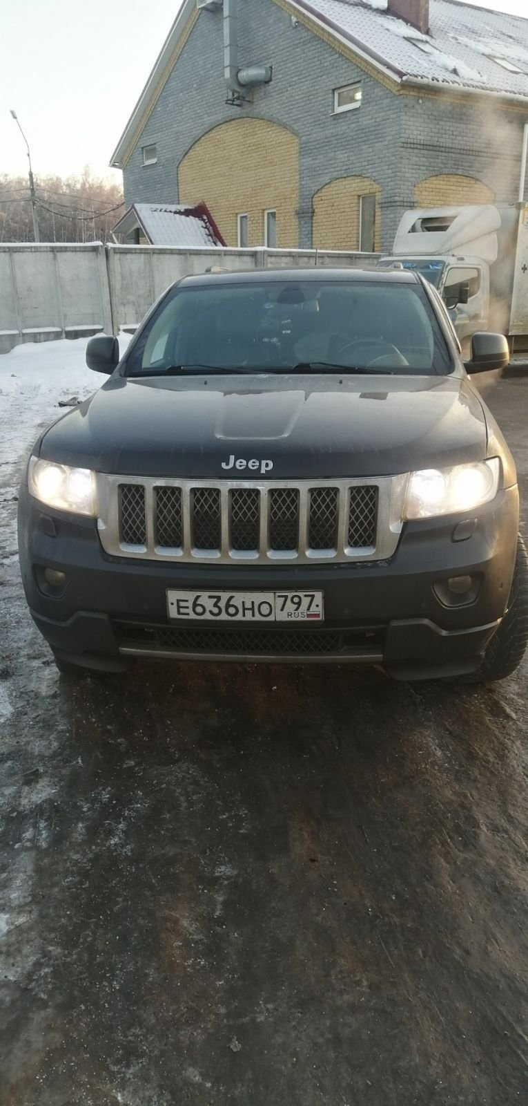 Такой у меня Гранд Чероки. Был. — Jeep Grand Cherokee (WK2), 3 л, 2011 года  | наблюдение | DRIVE2