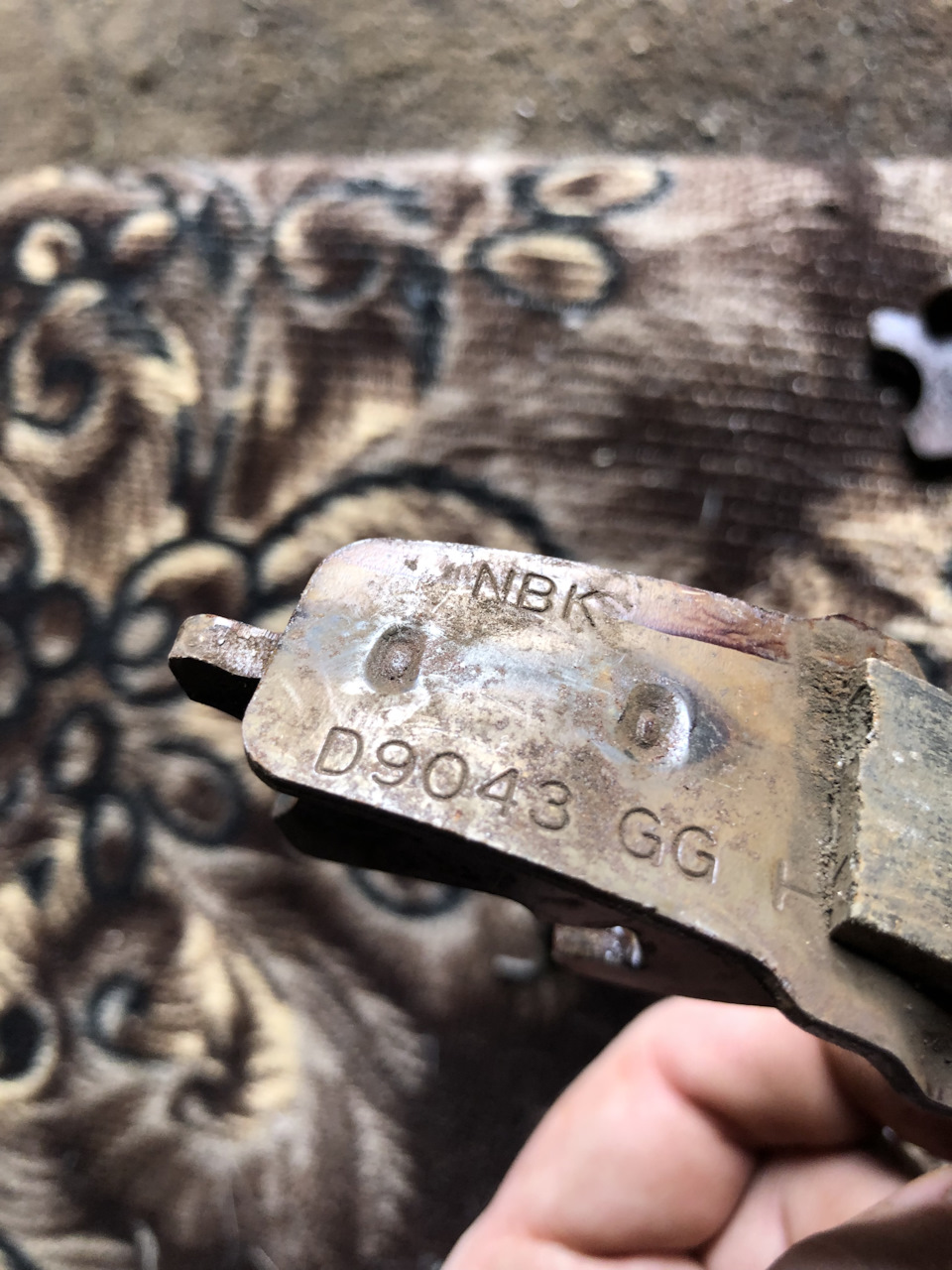 Фото в бортжурнале Nissan Tiida (1G). Запчасти на фото: D9043