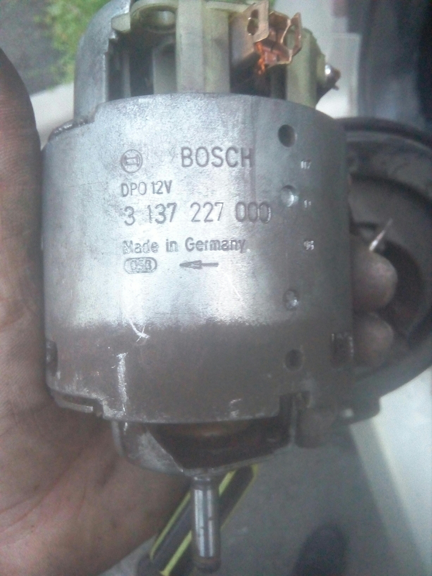 3.3 137. Электродвигатель Bosch 3 137 227 012. 3137227000 Моторчик печки аналог. 3 137 227 000 Bosch. 0130111042 Bosch.