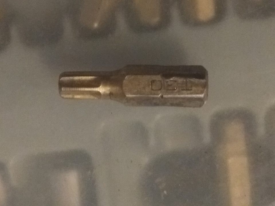 Дэу нексия багажник не держится. CYAAAgE5guA 960. Дэу нексия багажник не держится фото. Дэу нексия багажник не держится-CYAAAgE5guA 960. картинка Дэу нексия багажник не держится. картинка CYAAAgE5guA 960. Надоело, что крышка багажника нексии ударяет по спине? Установите газовый упор крышки багажника!