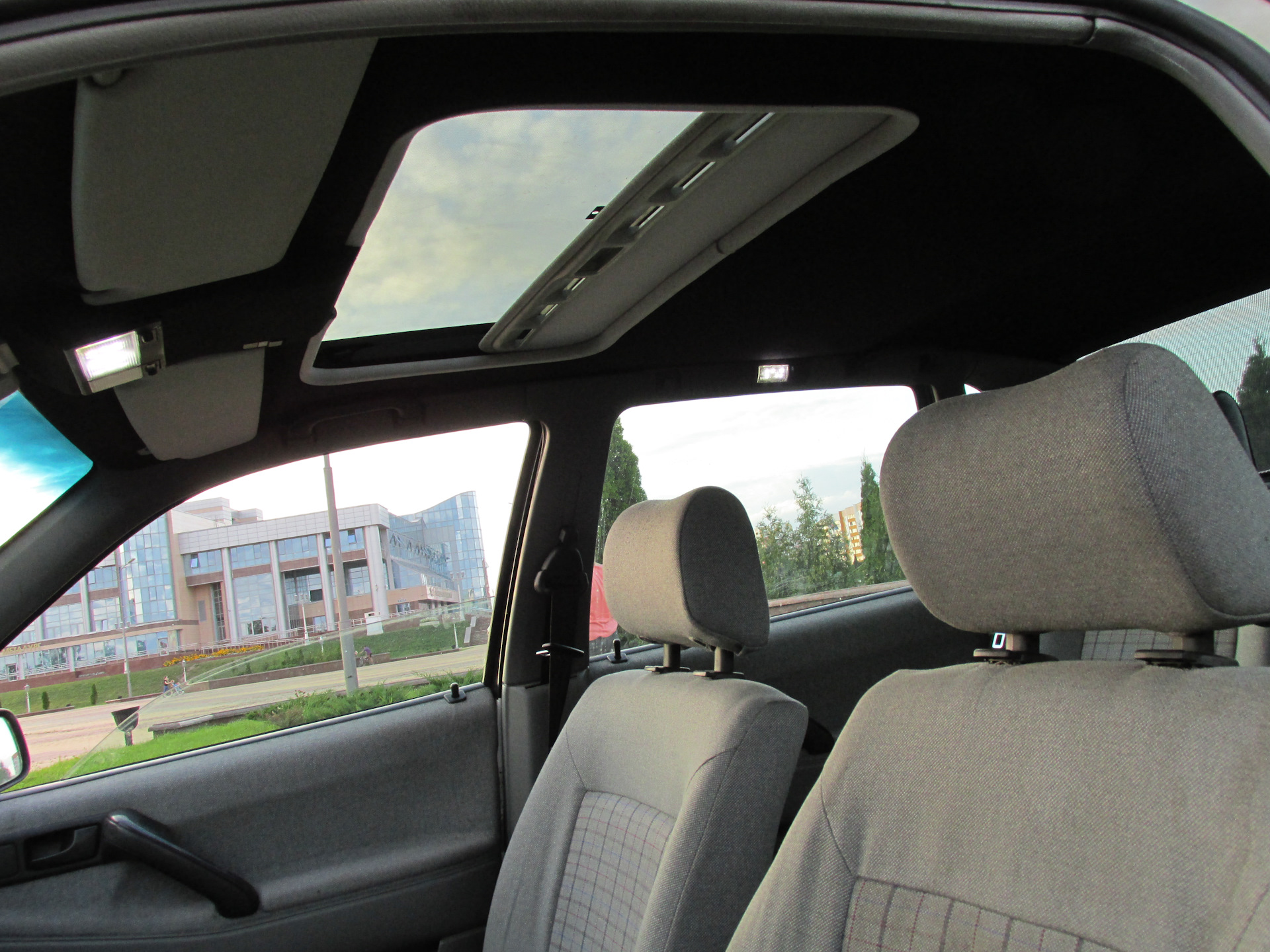Новые "дворники" такие новые! — Skoda Octavia A5 Mk2, 2 л, 2008 года ...