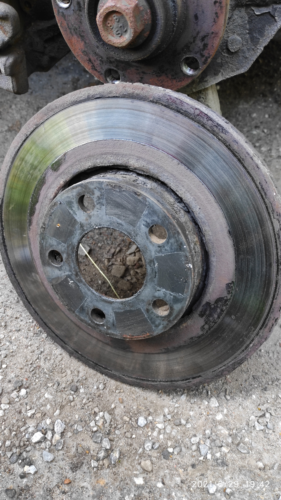 #69. Тормозные диски. Проточил чтобы не били + замена колодок. — Audi ...