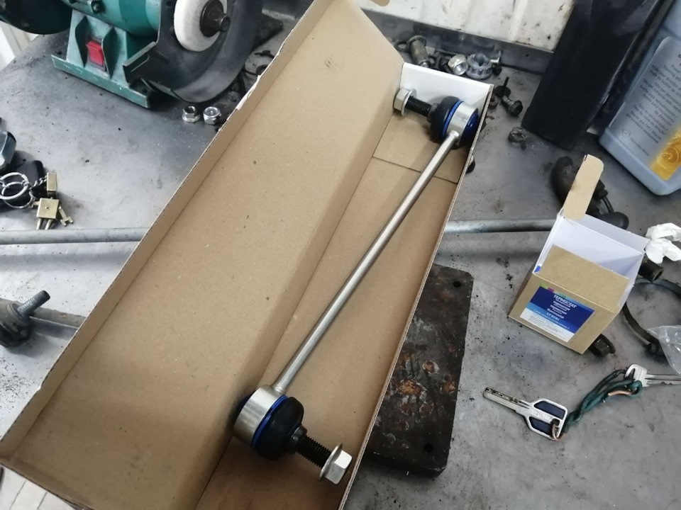 Скрежет при повороте руля и пинки в коробке — Opel Insignia (1G), 2 л ...