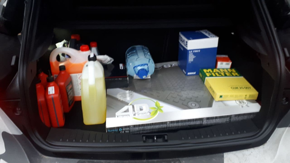 Фото в бортжурнале Ford Focus RS (3G). Запчасти на фото: 118873