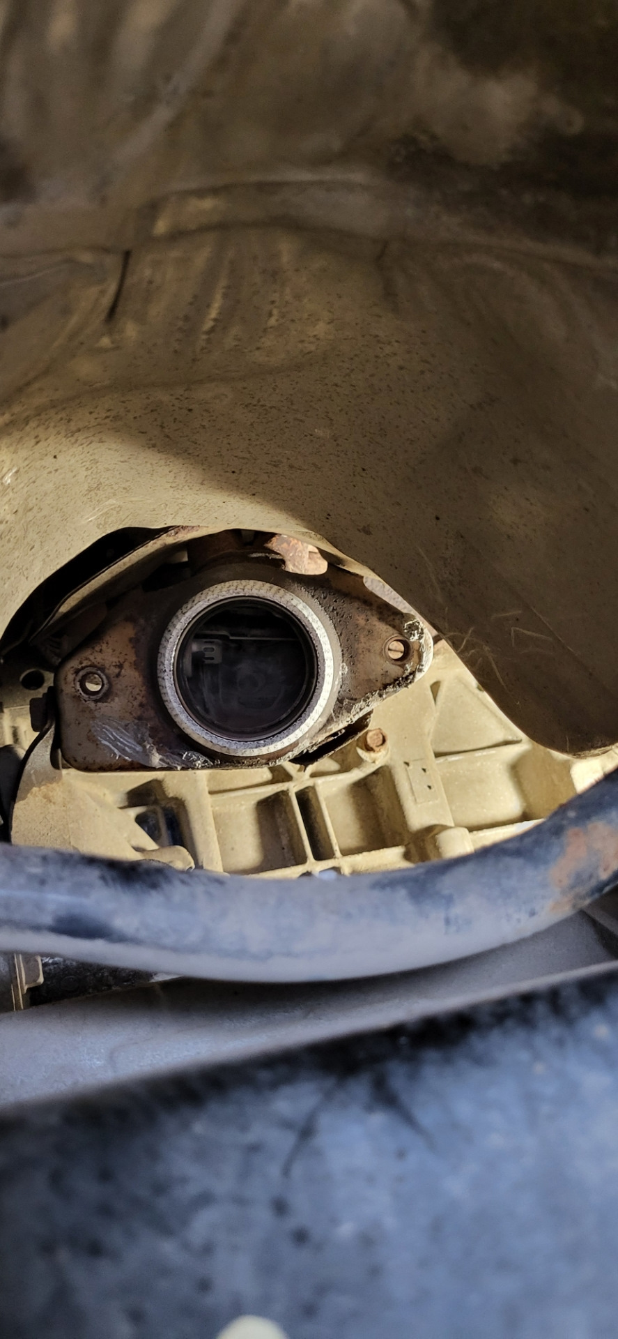 Кольцо катализатора — Nissan Tiida (1G), 1,6 л, 2011 года | расходники ...