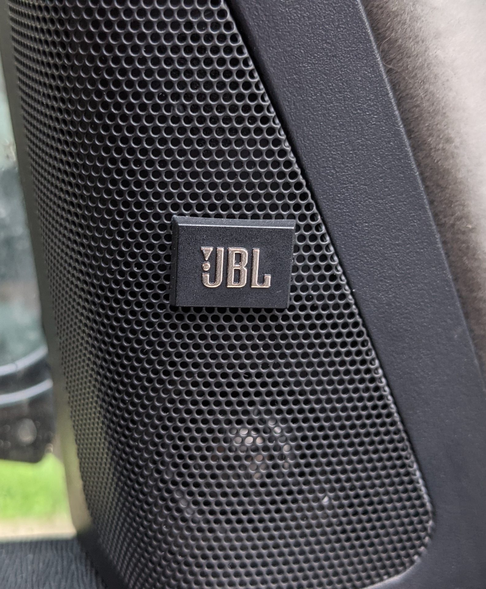 Пас ч. Prius 20 с комплектацией JBL.