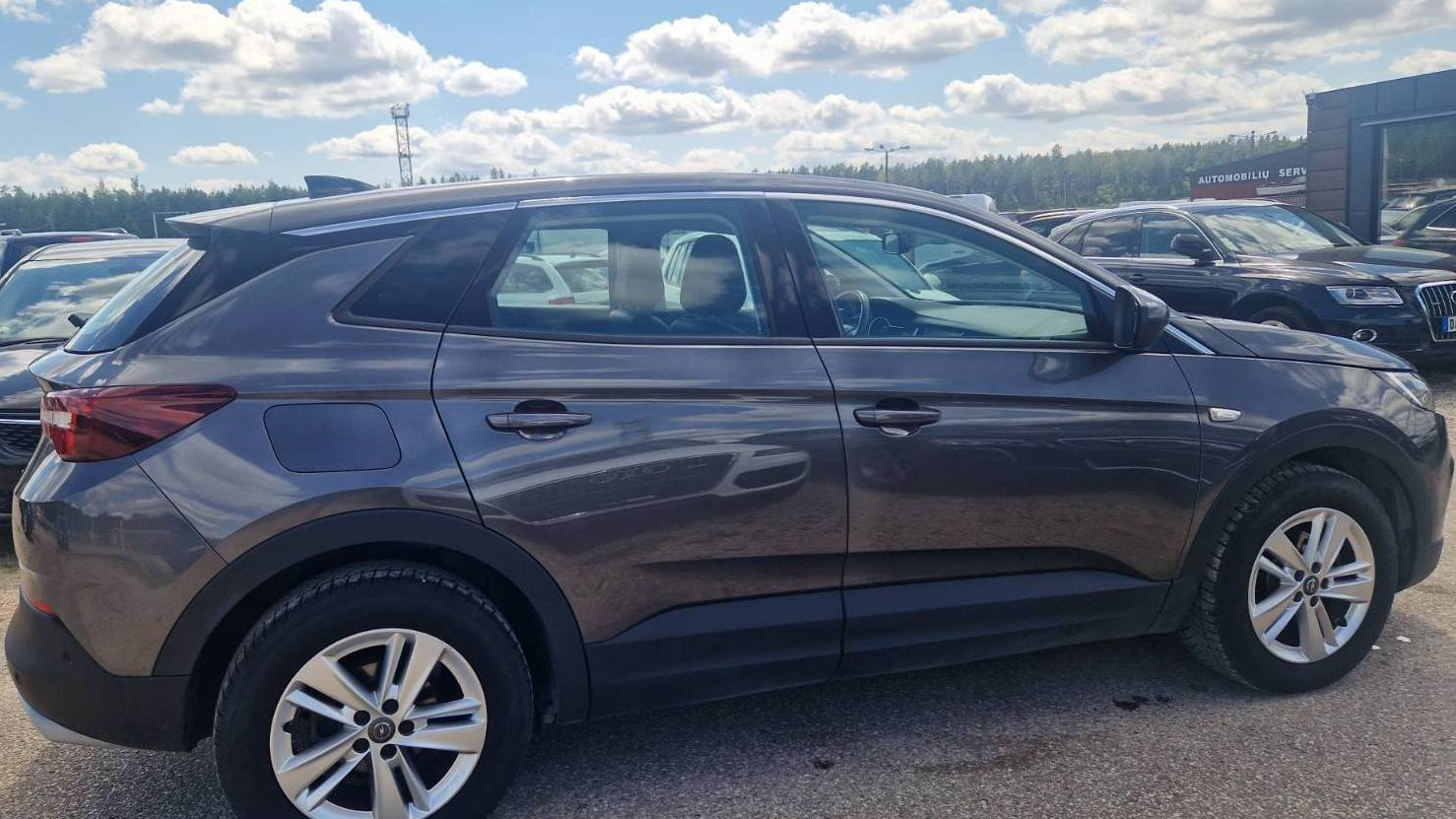 Opel Grandland X возвращается в Россию через параллельный импорт