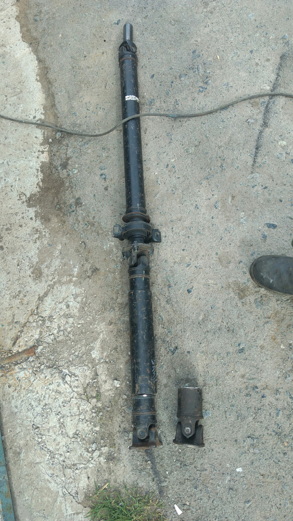 Слева альтеза кардан и фланец от жиги — Lada 21061