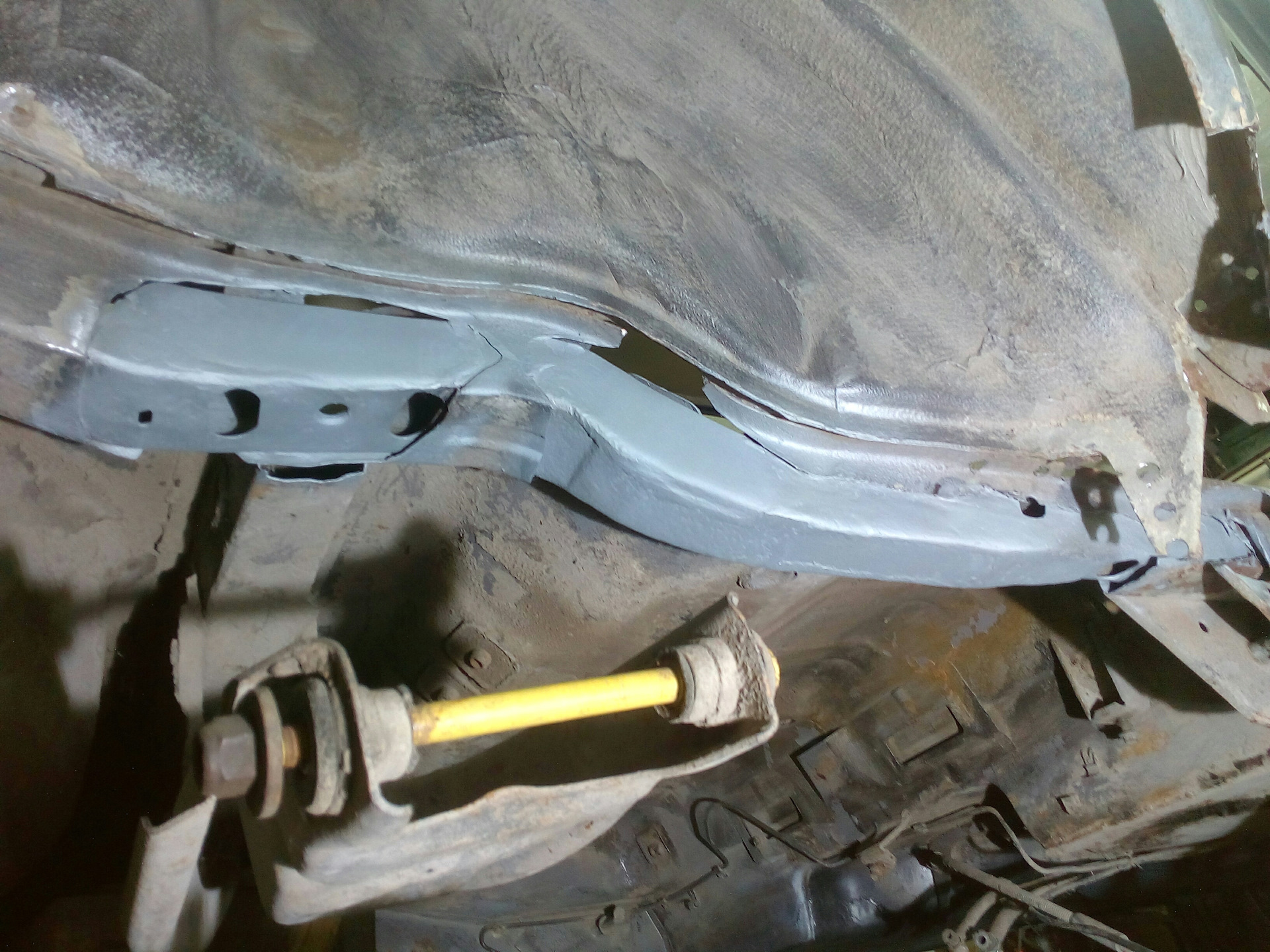 поперечные лонжероны