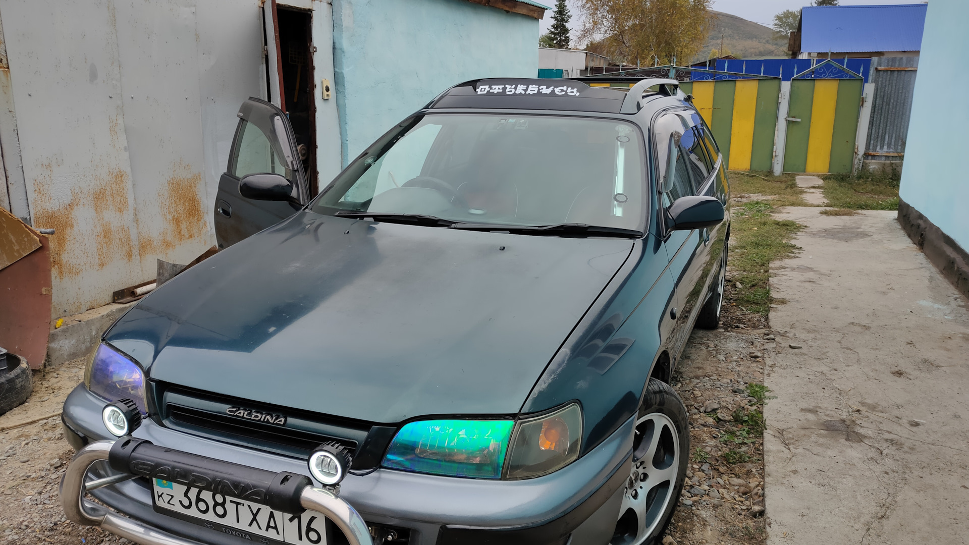 Toyota Caldina Aerial 1996