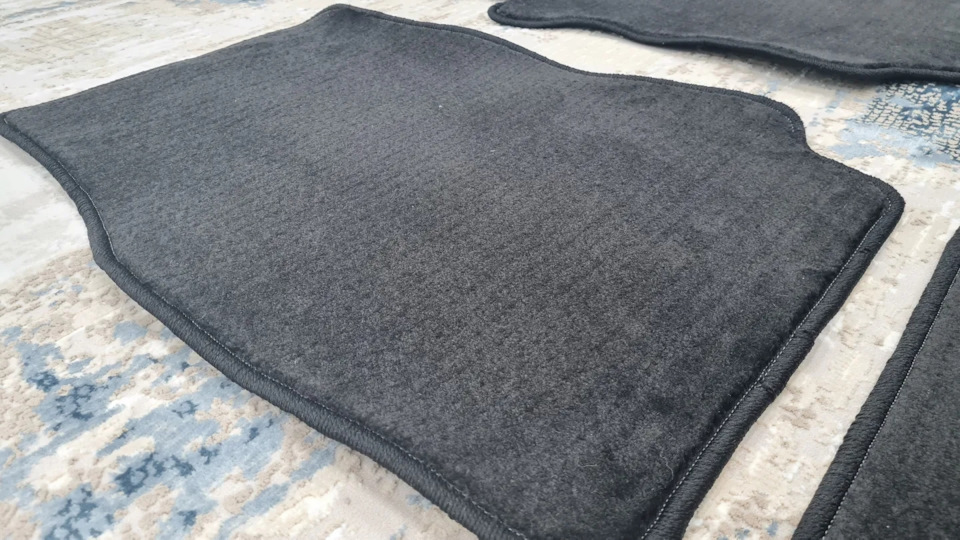 Ворсовые ковры — Toyota Chaser (100), 2,5 л, 1996 года | своими руками ...