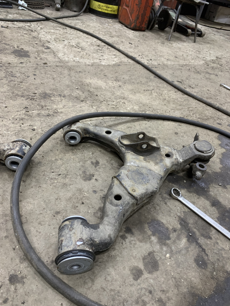 Фото в бортжурнале Lexus GX (UZJ120)