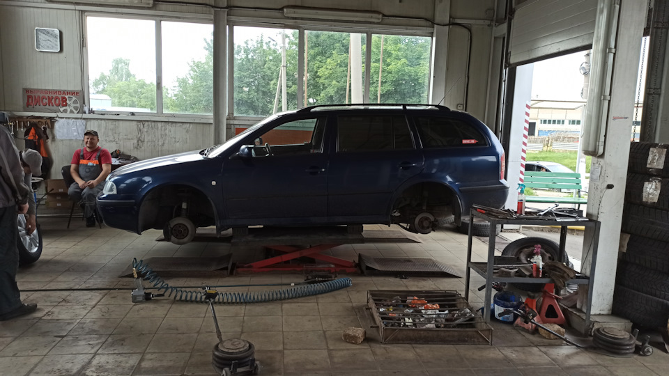 Переход 16 диски + новые скаты. — Skoda Octavia Combi A4 Mk1, 1,8 л ...