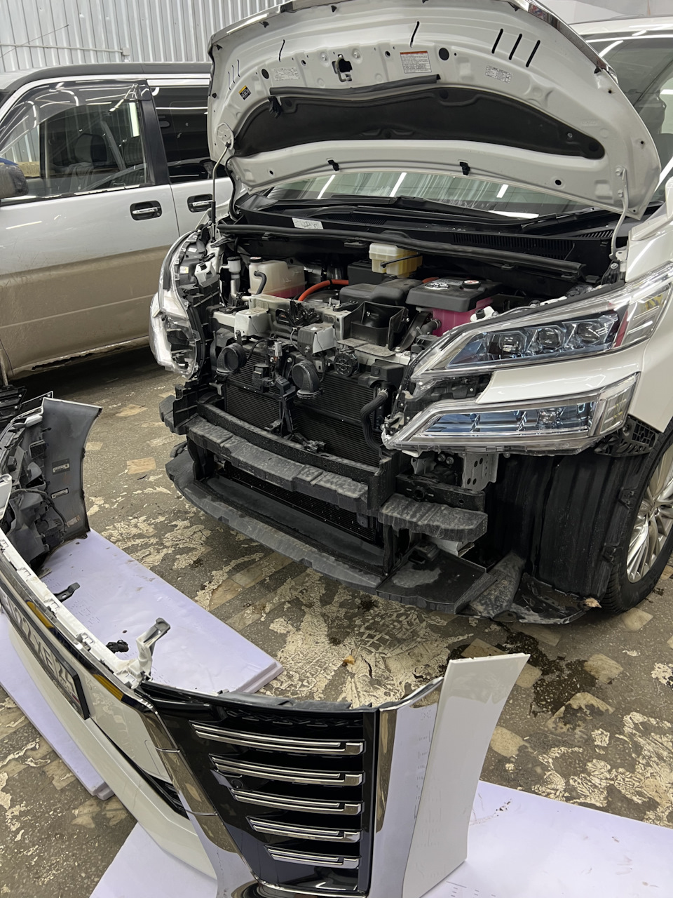 Доработка бампера — Toyota Vellfire (2G), 2,5 л, 2019 года | своими руками  | DRIVE2