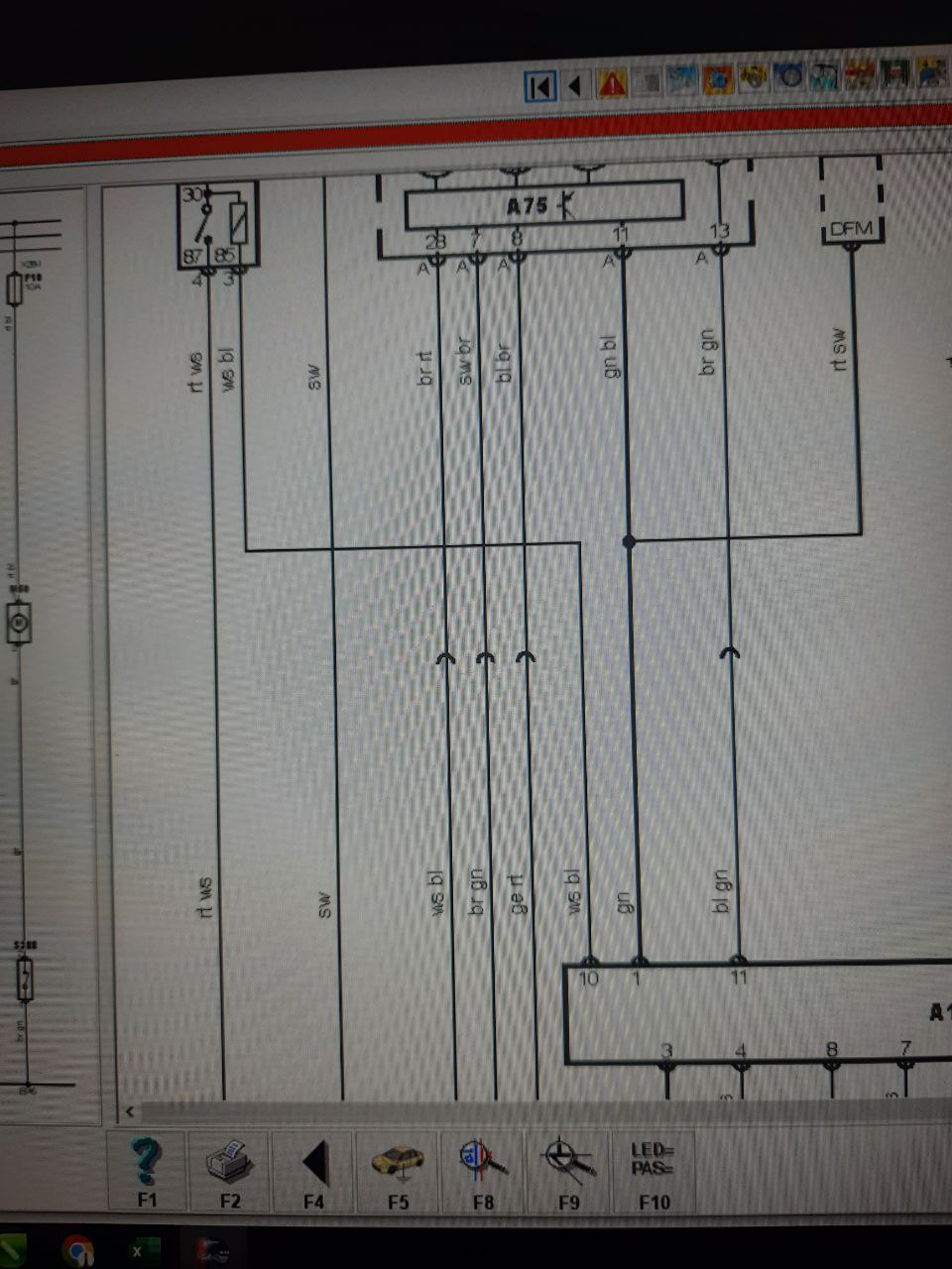 Кнопка включения свечей накала (мотор) реле 137 — Volkswagen Multivan ...