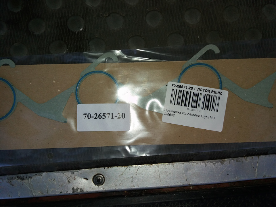 Подготовка к сборке мотора — Mercedes-Benz T1, 2,9 л, 1993 года ...