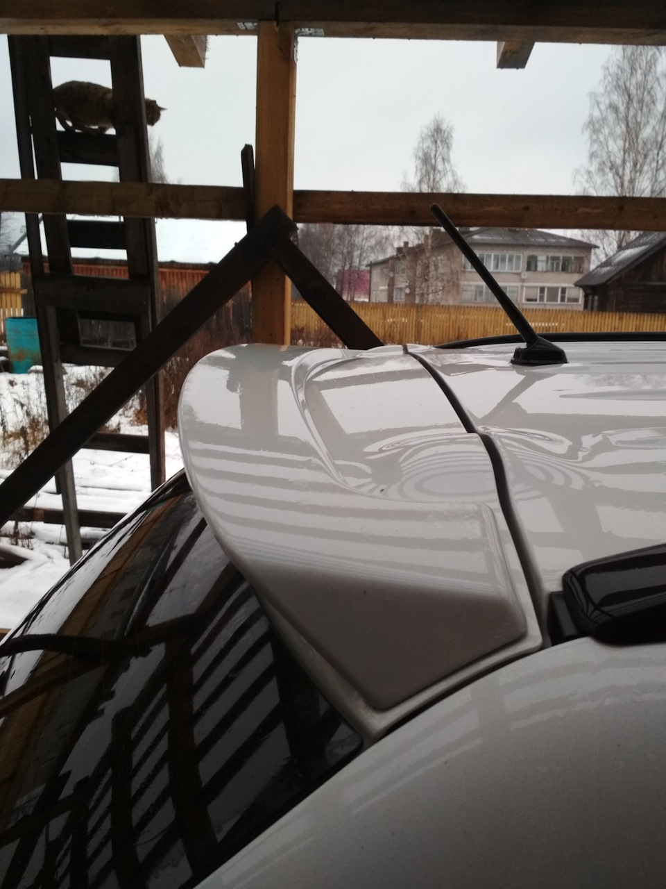 Спойлер — Mitsubishi Outlander (3G), 2 л, 2013 года | тюнинг | DRIVE2