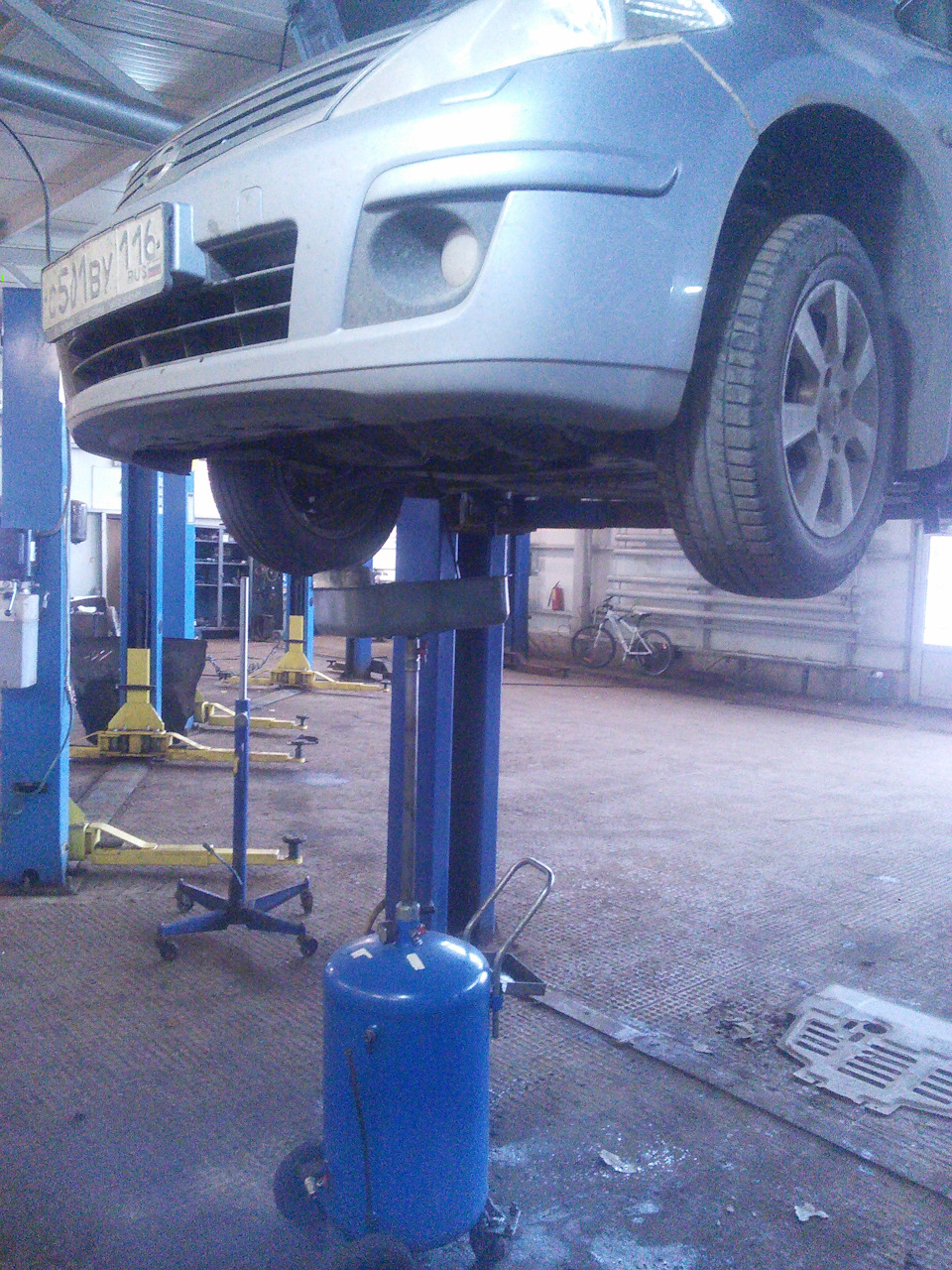 Фото в бортжурнале Nissan Tiida (1G)