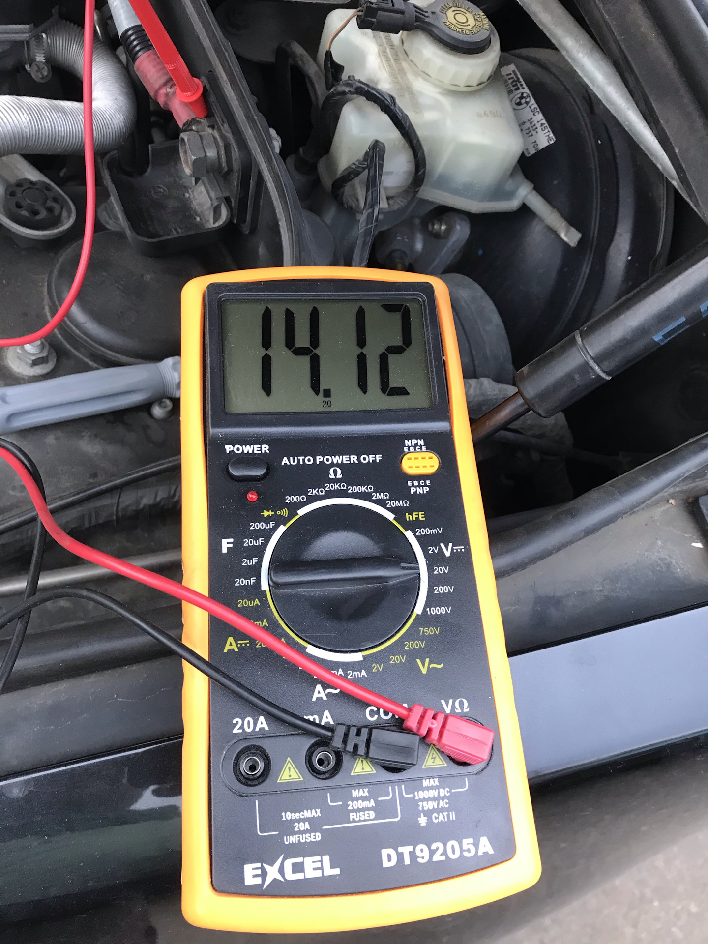 Похоже пахнет ремонтом генератора! — BMW X5 (E53), 3 л, 2005 года ...