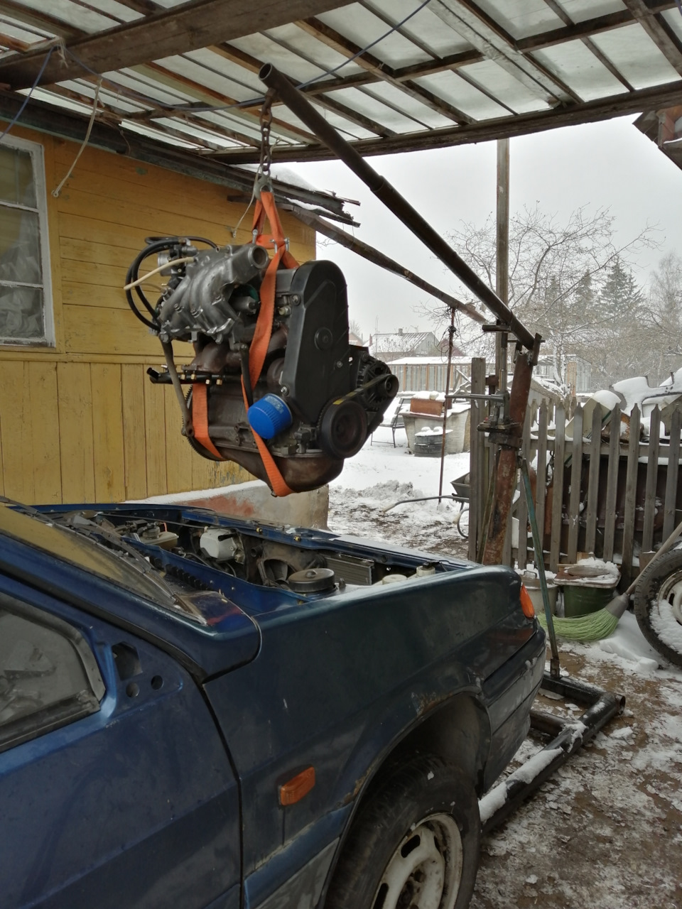 Четвёртый этап. Установка мотора и первый запуск. — Lada 2114, 1,5 л, 2005  года | своими руками | DRIVE2