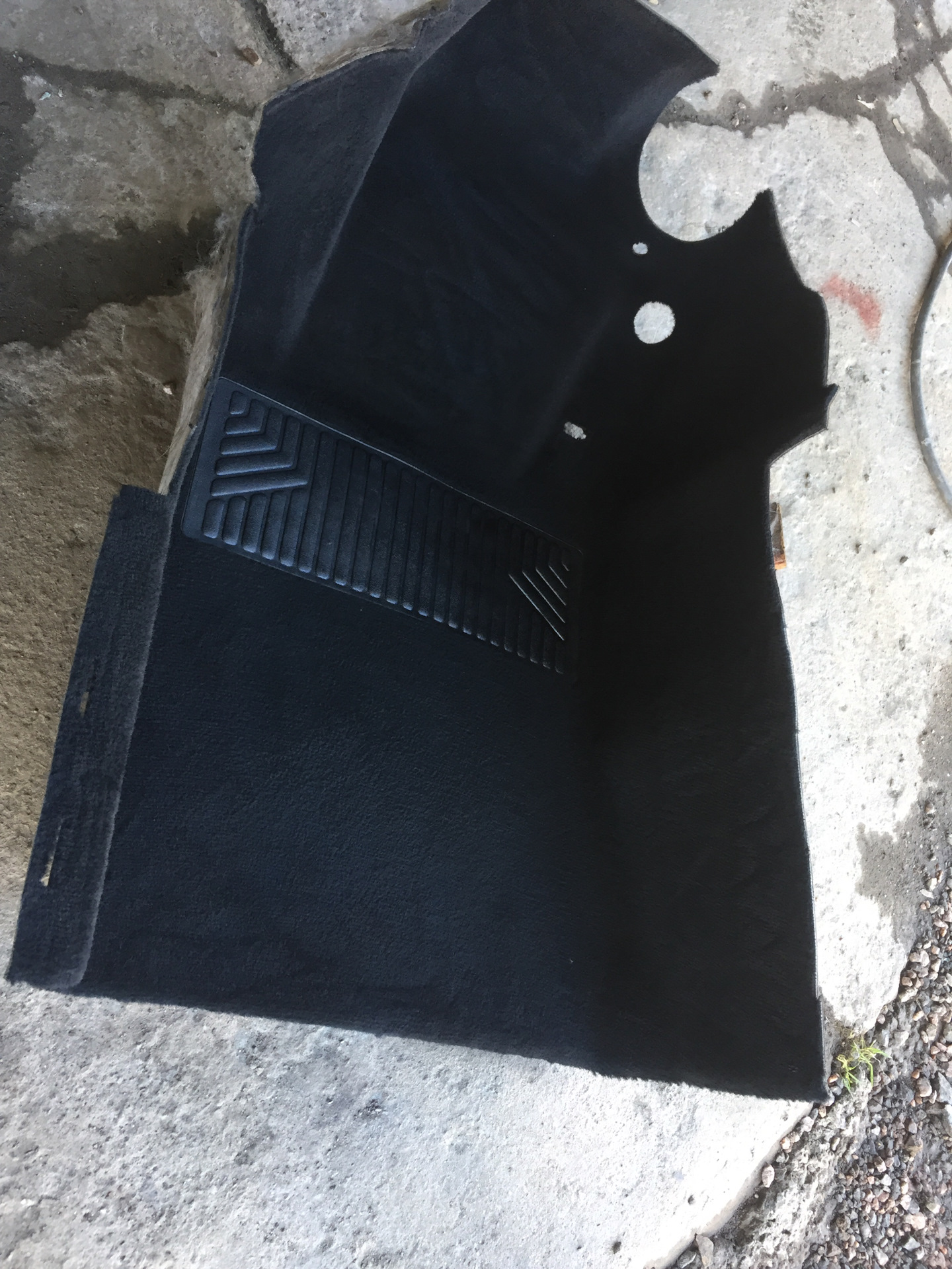 Замена ковролина в салоне — Mercedes-Benz E-class (W210), 3,2 л, 1997 ...