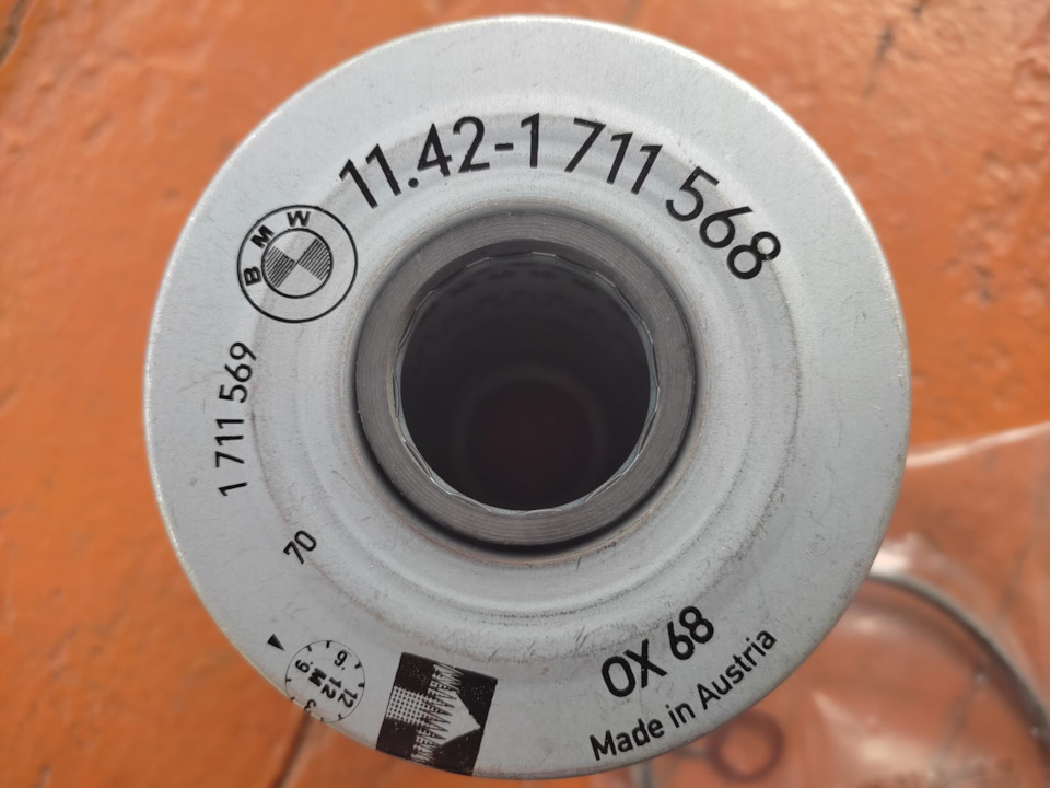 Фото в бортжурнале BMW 3 series (E36). Запчасти на фото: 11421711568