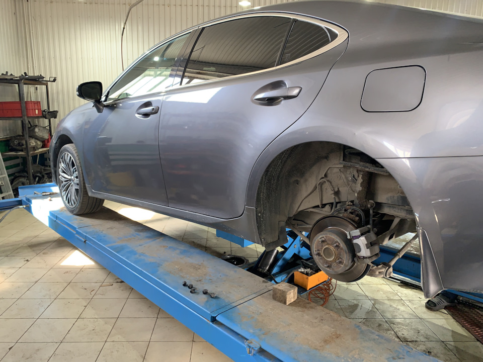 Восстановление задних амортизаторов — Lexus ES (XV60), 2,5 л, 2012 года ...