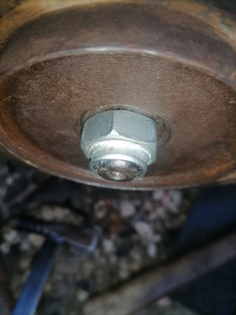 А вот так затянуто на старой ступице — Chevrolet Niva (1G)