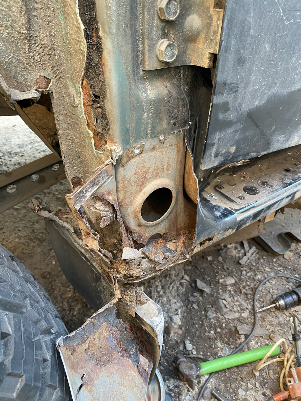 Замена порогов + кузовной ремонт НАЧАЛО УАЗ Патриот Часть 1. — УАЗ ...