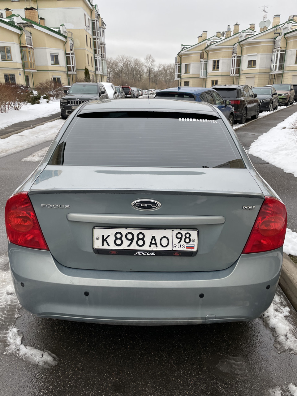 Лип-спойлер. Дефлектор заднего стекла. — Ford Focus II Sedan, 2 л, 2005  года | аксессуары | DRIVE2