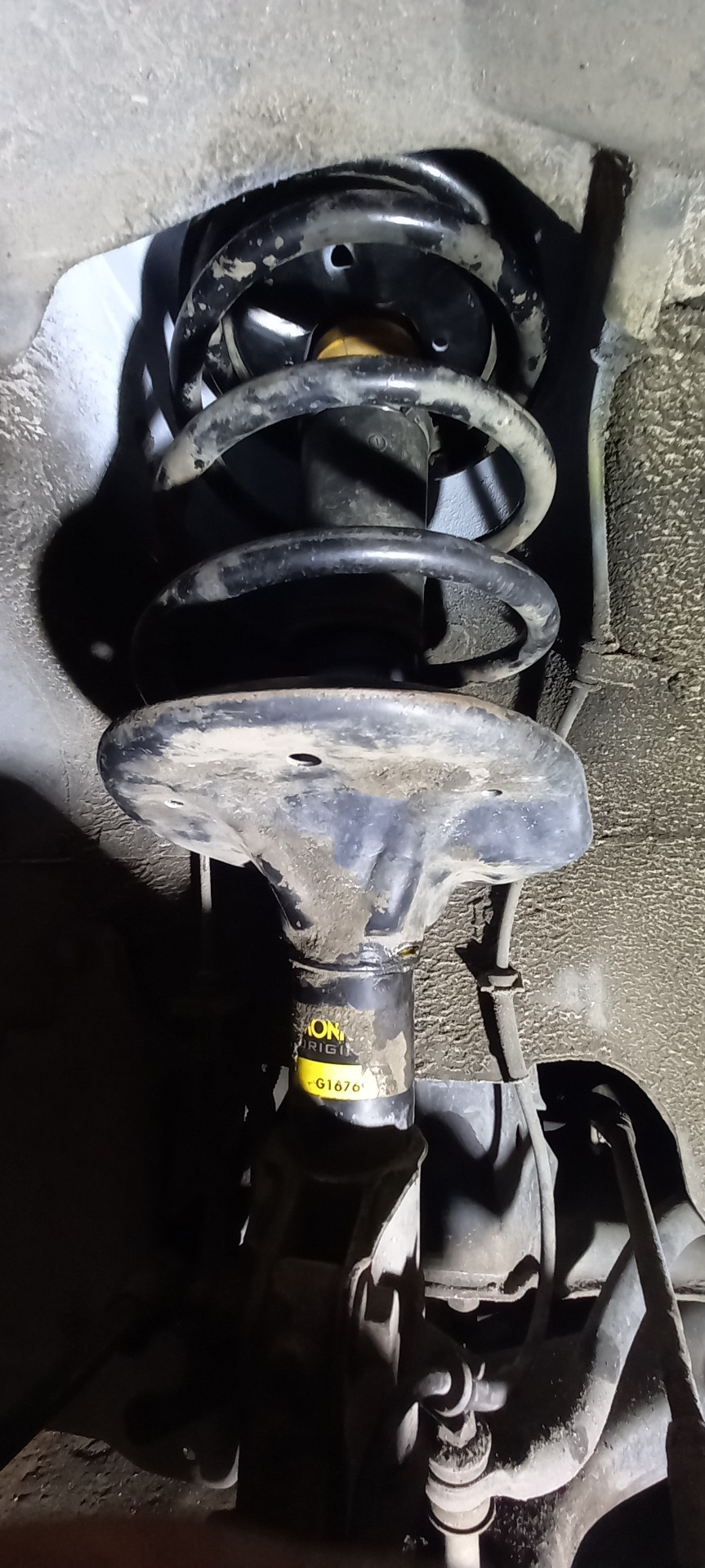 Замена наконечников, тарелок пружин, подшипников скольжения и опоры ...