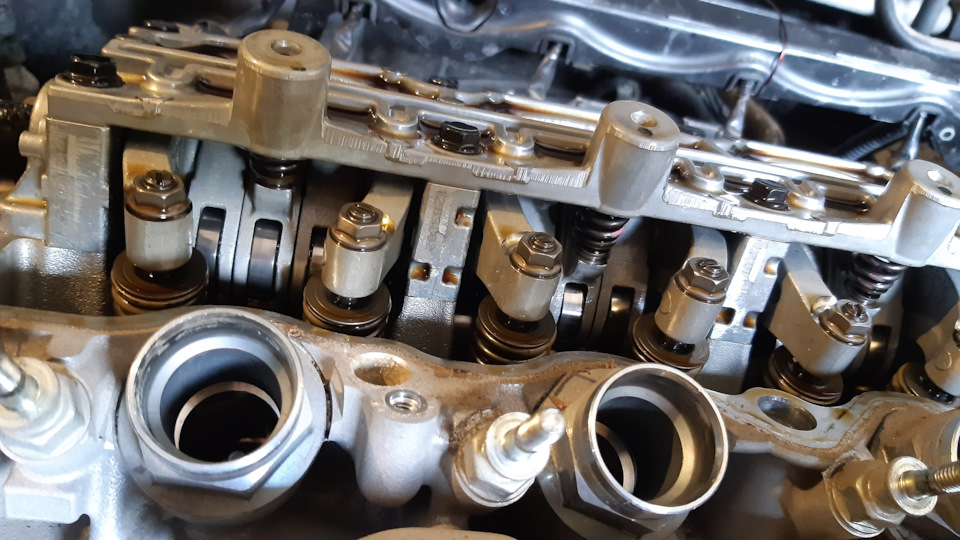 Фото в бортжурнале Honda Stream (RN6-9)