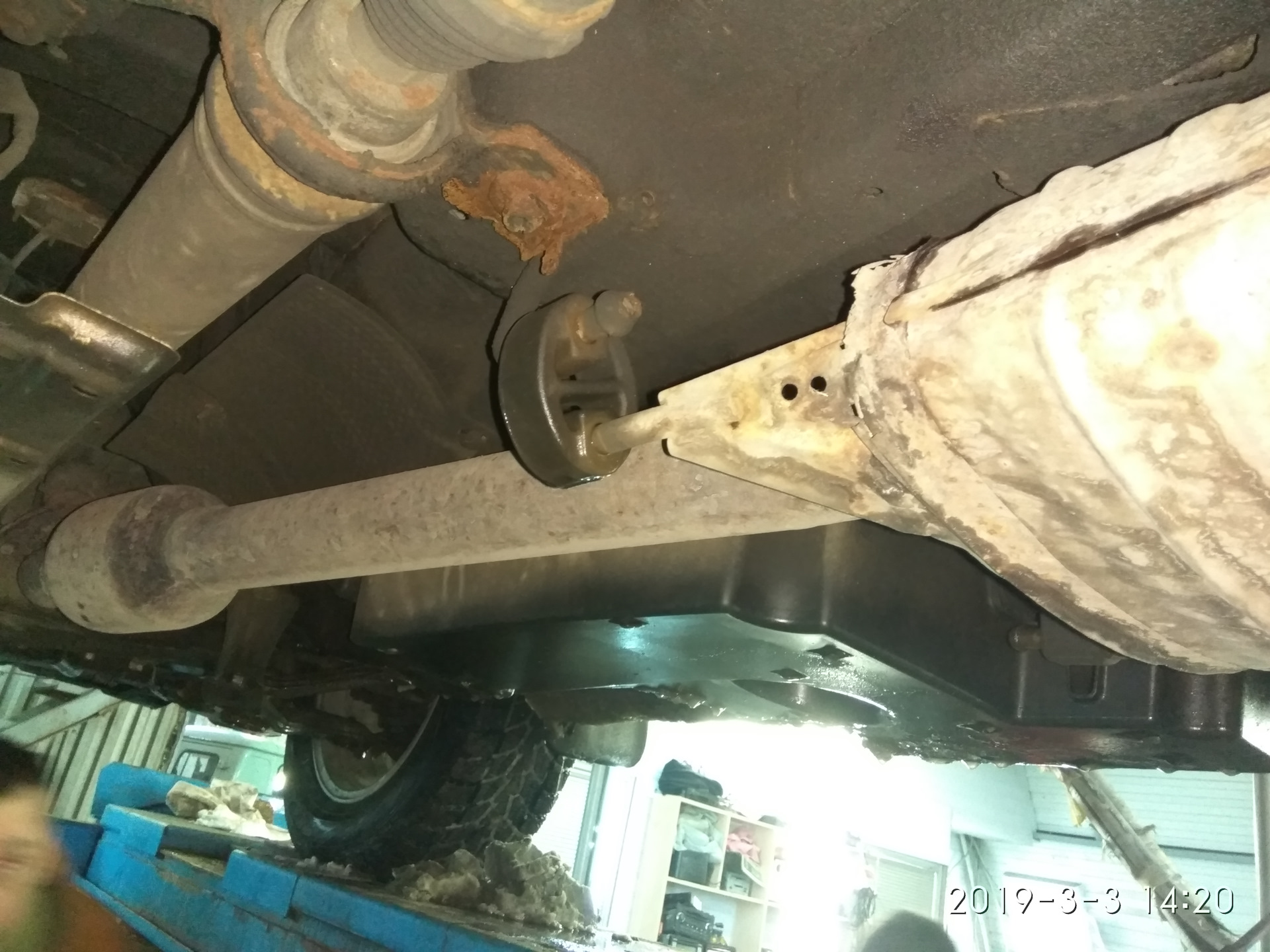 Глушитель TOYOTA RAV4 (III) средняя часть (17420-28712) — отличный ...