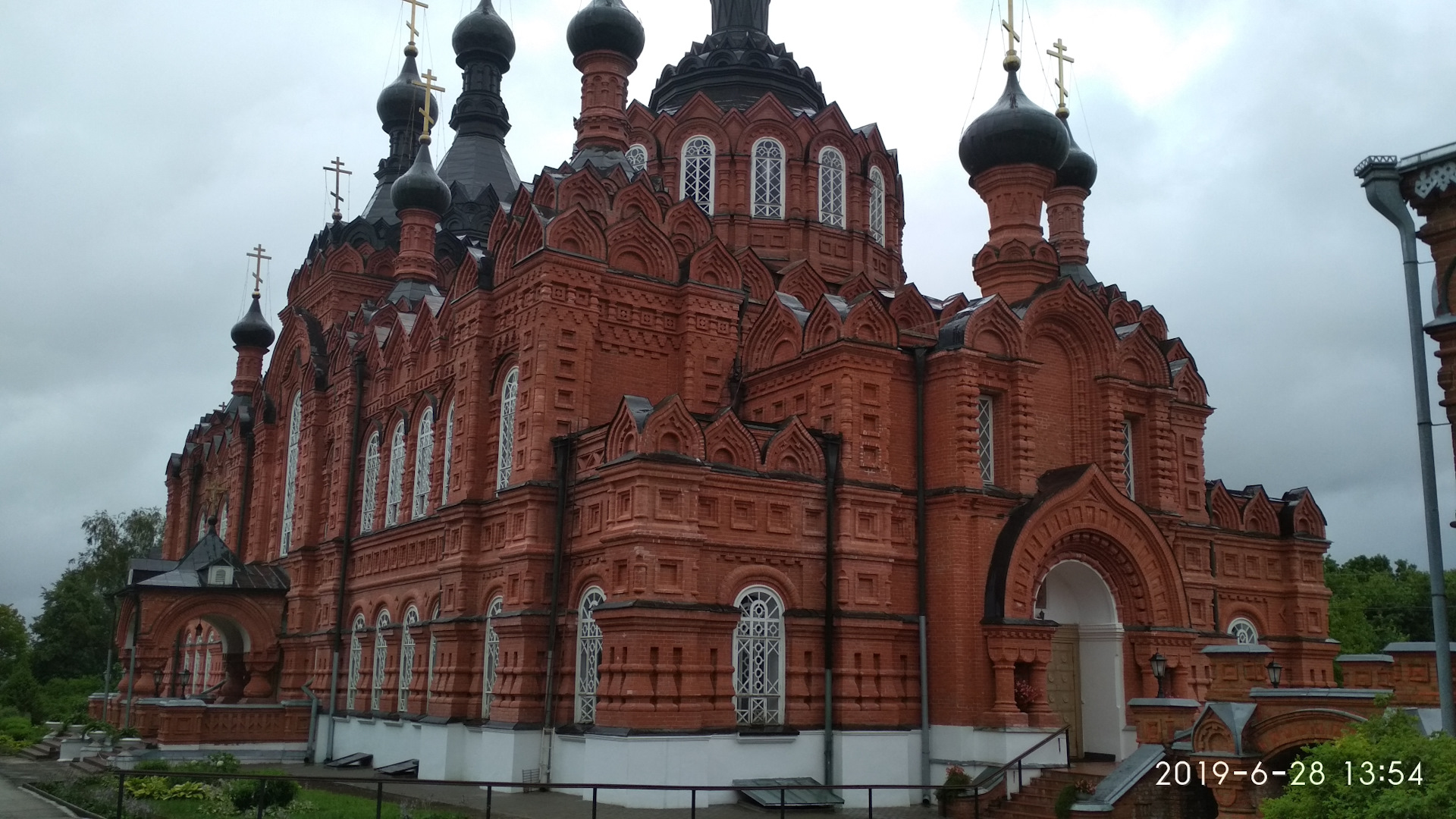 Женский монастырь в Калужской области Шамординский