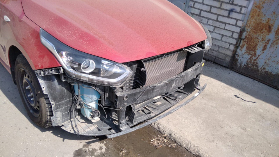 Локальный окрас переднего бампера Kia ceed 3 (CD) — KIA Ceed (3G), 1,6 ...