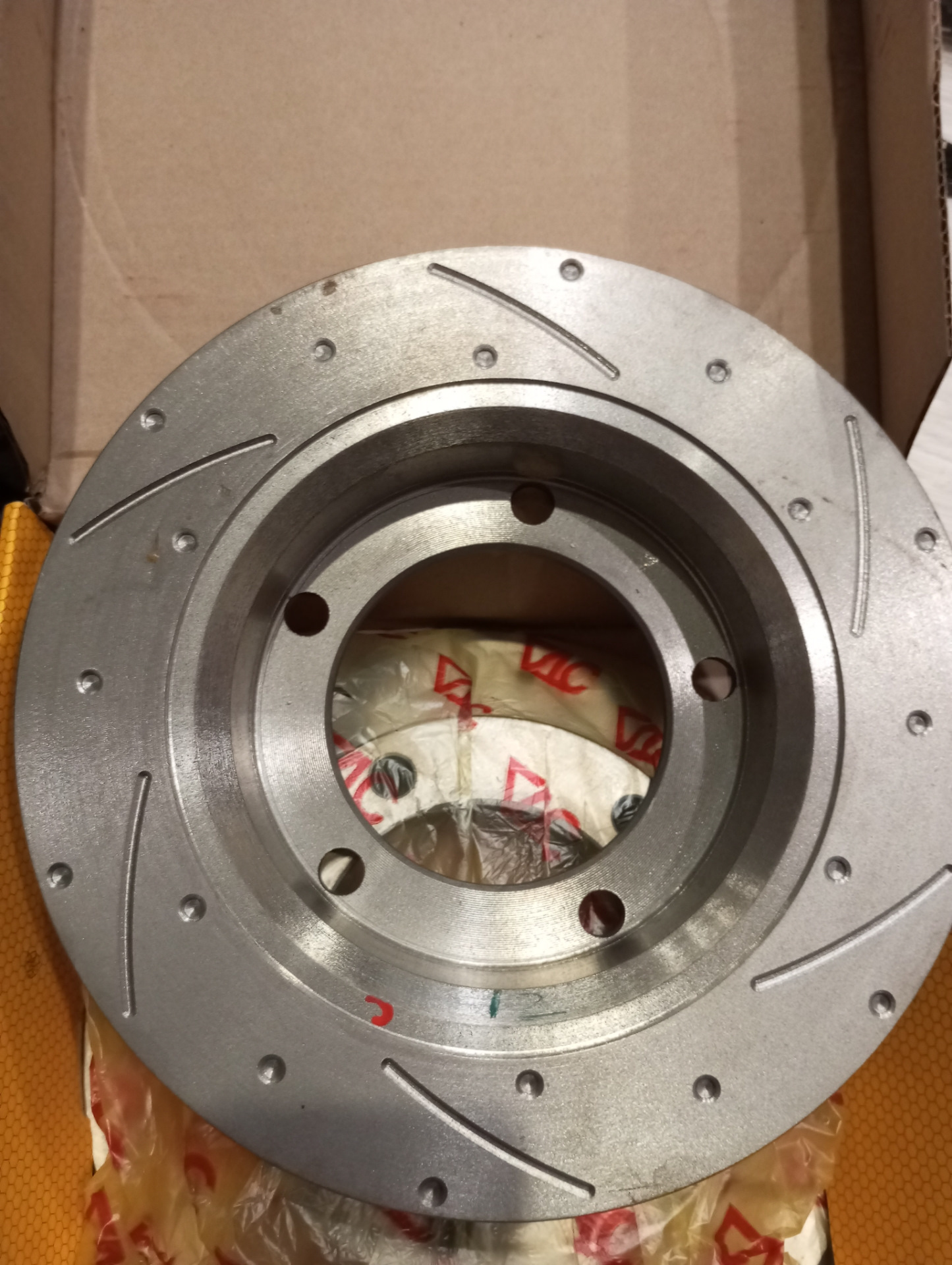 Клинят суппорта! Будем мутить под 2108! — Lada 4x4 3D, 1,7 л, 2016 года ...