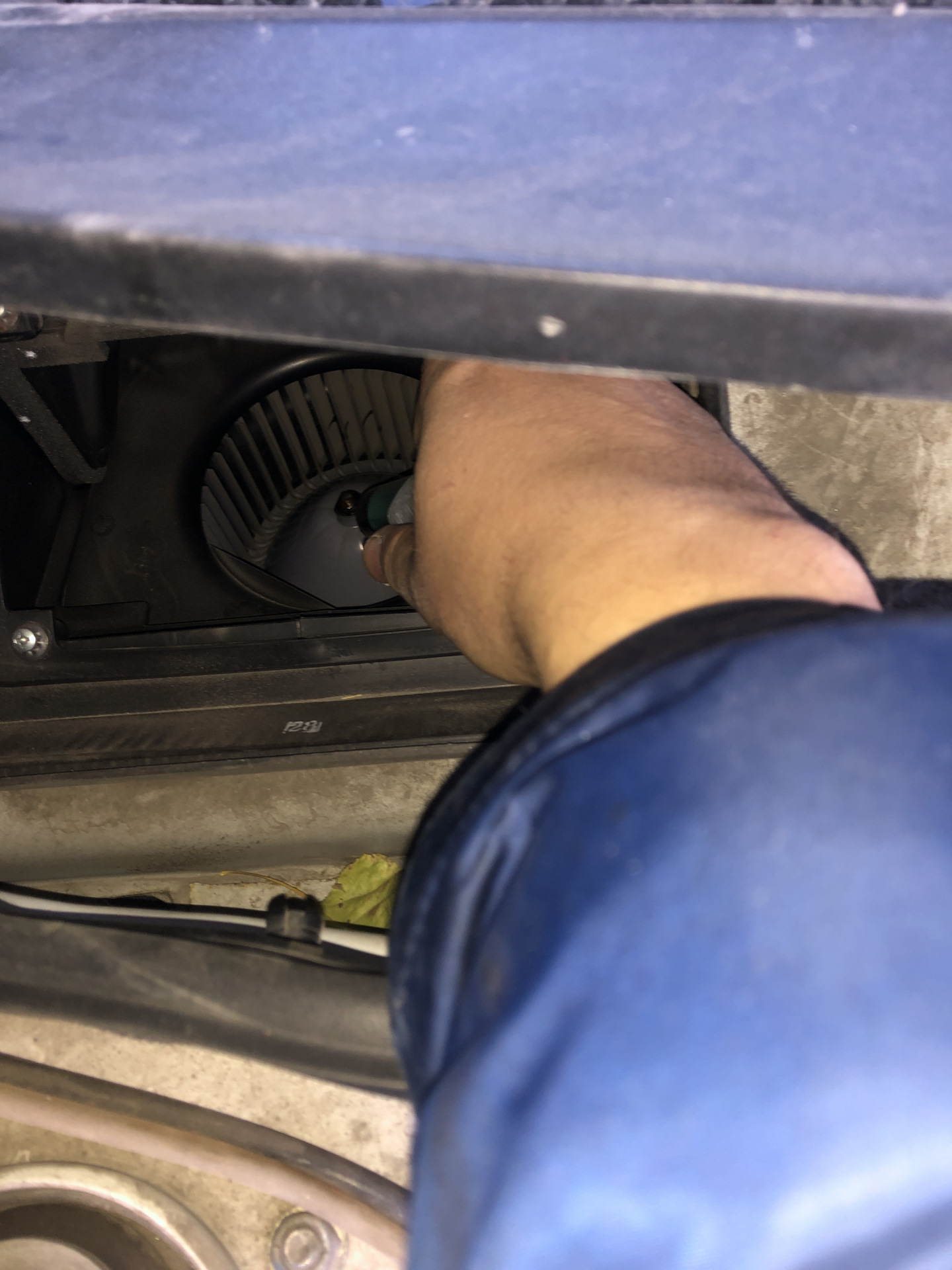 Устраняем шелест мотора отопителя. — Lada Калина 2 универсал, 1,6 л ...