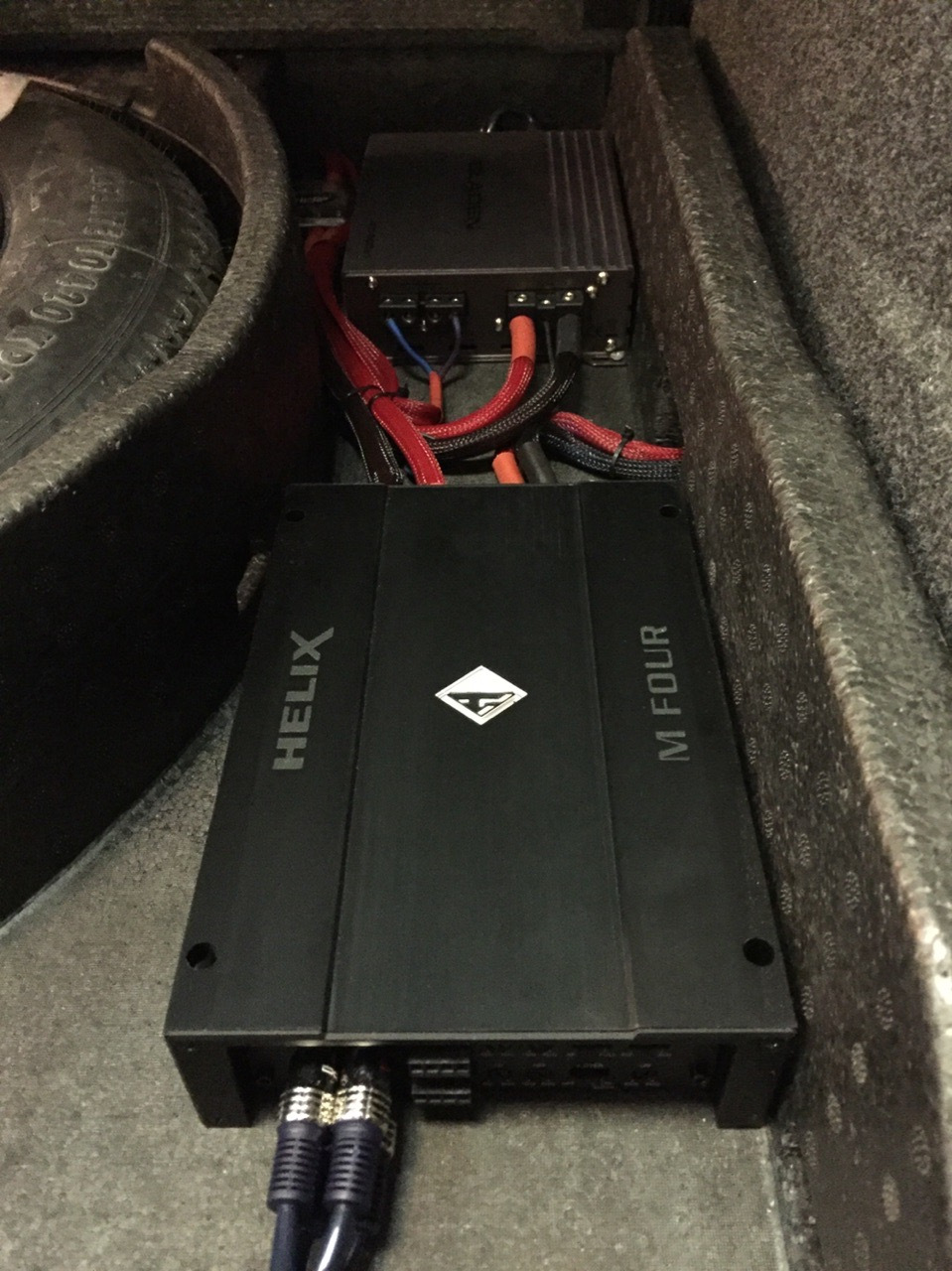 Helix m one. Автоусилитель helix m one. Helix m four. Helix hxa 400 mk2 твик. Helix m six.