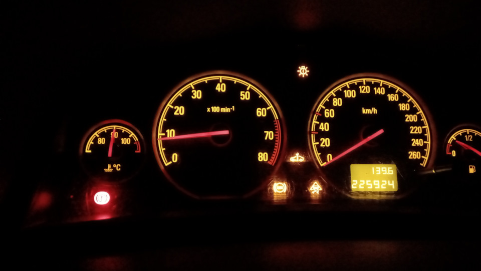 Всем, у кого горит "машинка с ключиком" посвящаю — Opel Vectra C, 1,8 л ...