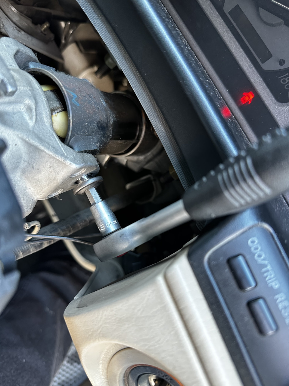 Люфт рулевой колонки — Toyota Crown (S170), 3 л, 2003 года | другое ...