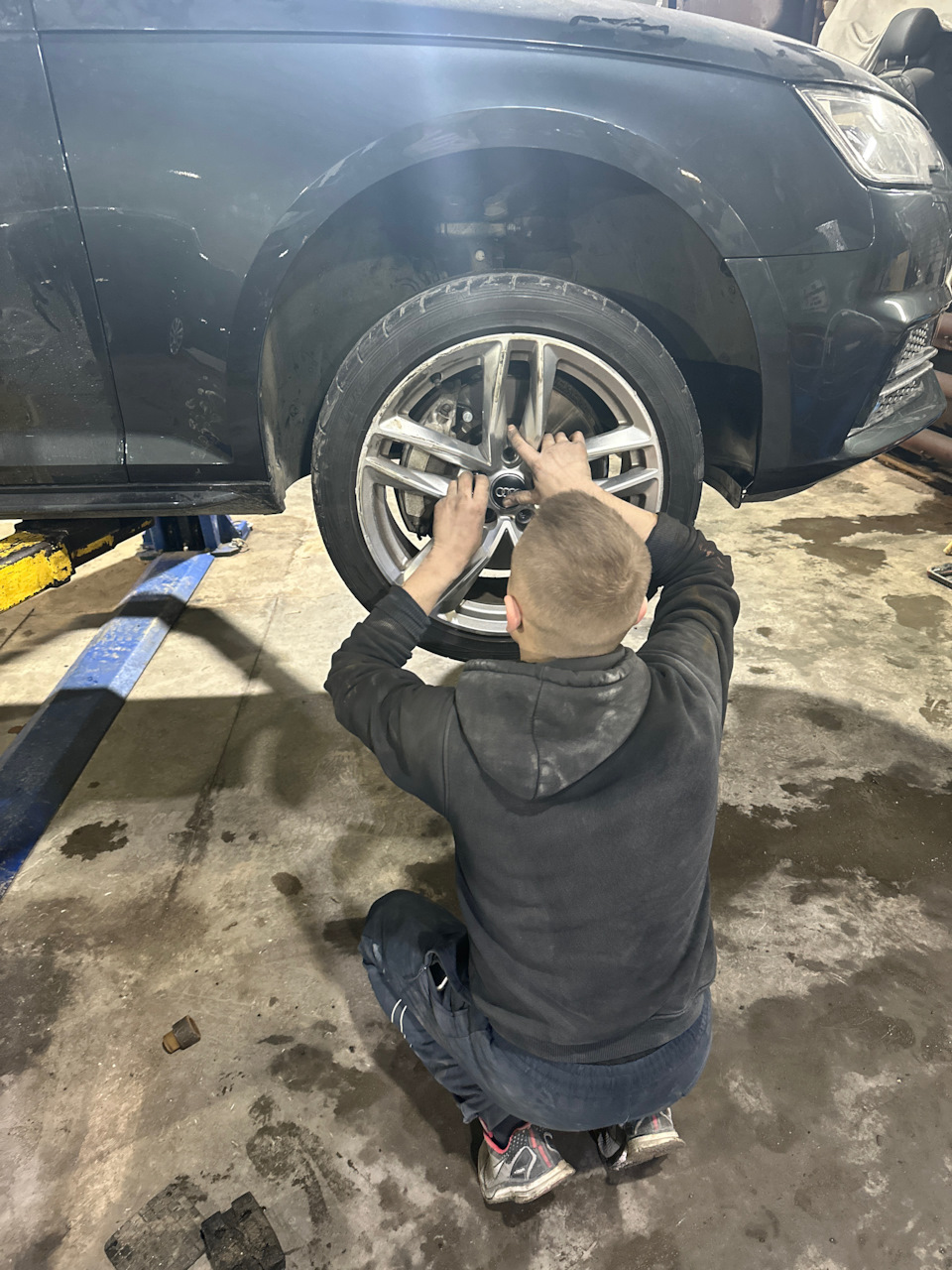 ДТП, МаксусПРО и по мелочи — Audi A4 (B9), 2 л, 2016 года | визит на ...