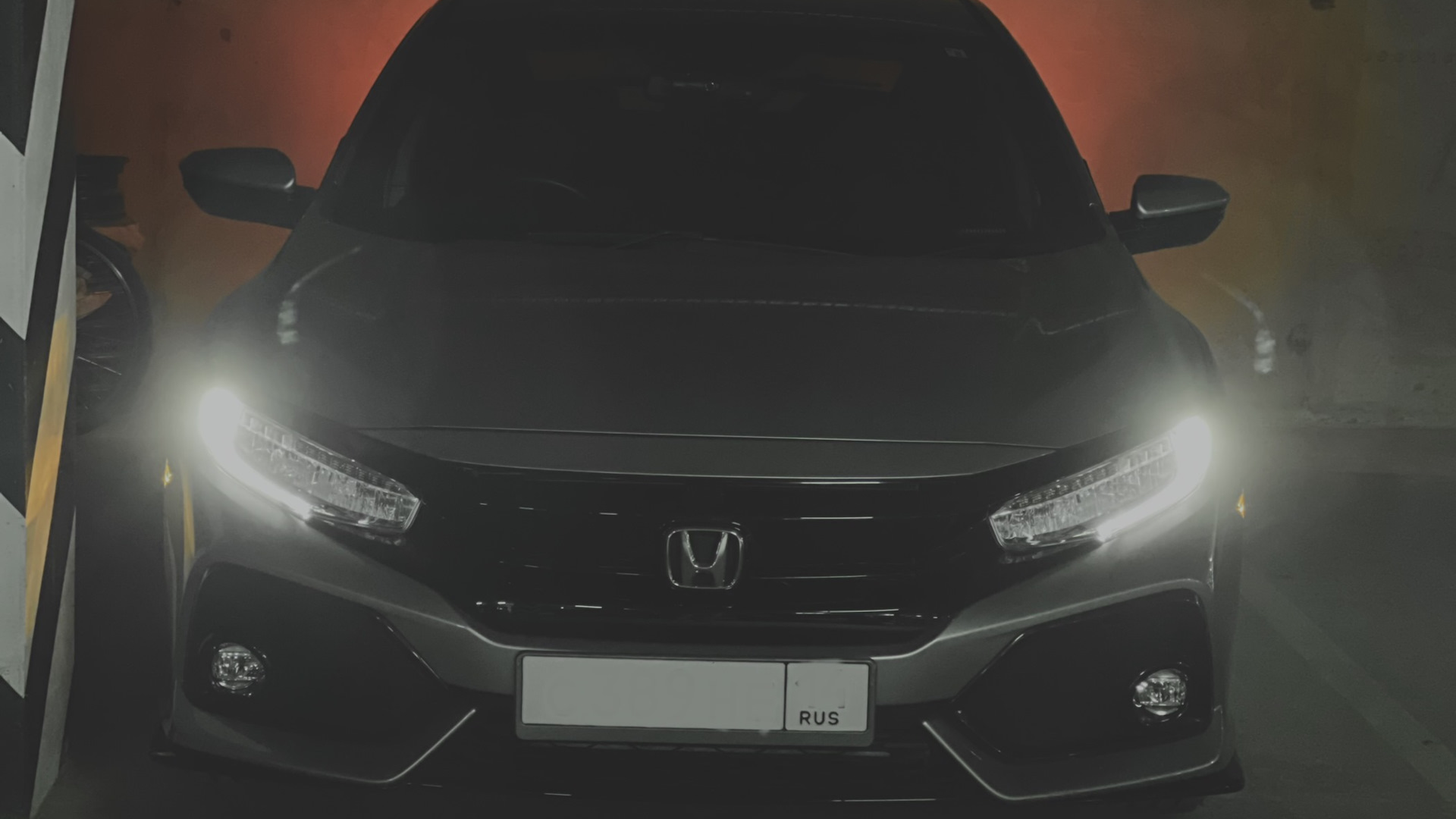 Продажа Honda Civic 5D (10G) 2018 (бензин, вариатор) — с историей  обслуживания — DRIVE2.RU