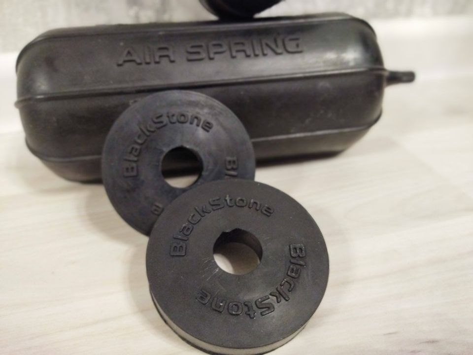 Установка пневмобаллонов в задние пружины💨👍 — KIA Rio (4G), 1,6 л, 2019 ...