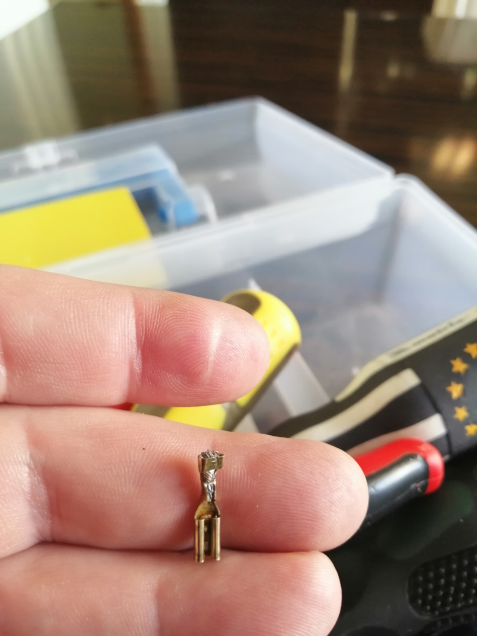 Пропал звук в правом переднем динамике — Toyota Yaris (p2), 1,3 л, 2007 ...